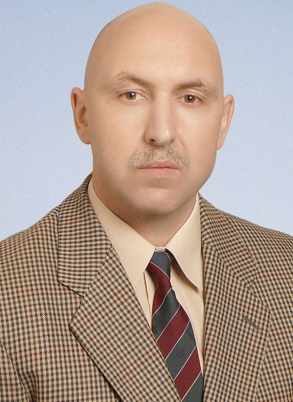 Александр Павленко, опытный пластический хирург